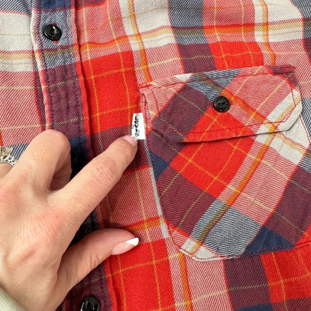 Levi's Men's Standard Fit Plaid Flannel Button Up Shirt Long Sleeve Multi Size L